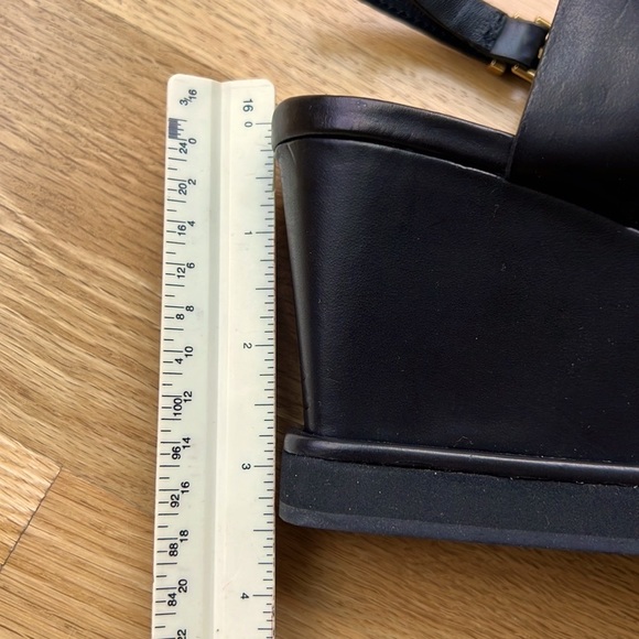 NWT Lola Cruz Wedge Sandals. Authentic! Black leather. Size 10. W/Box & Dust bag - Picture 8 of 8